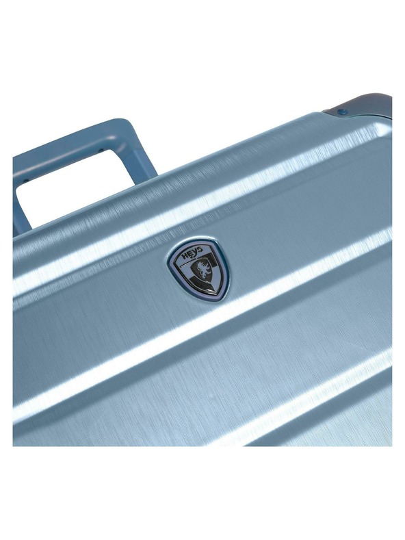 Heys Cestovný kufor Heys Alumix M Icy Blue