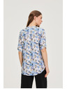 Moodo Košeľa z viskózy s kvetmi modrá Moodo