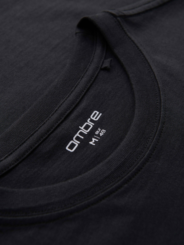 Ombre Clothing Pánske pletené tričko s potlačou a strihom REGULAR - čierne V2 OM-TSPT-0231 Ombre Clothing