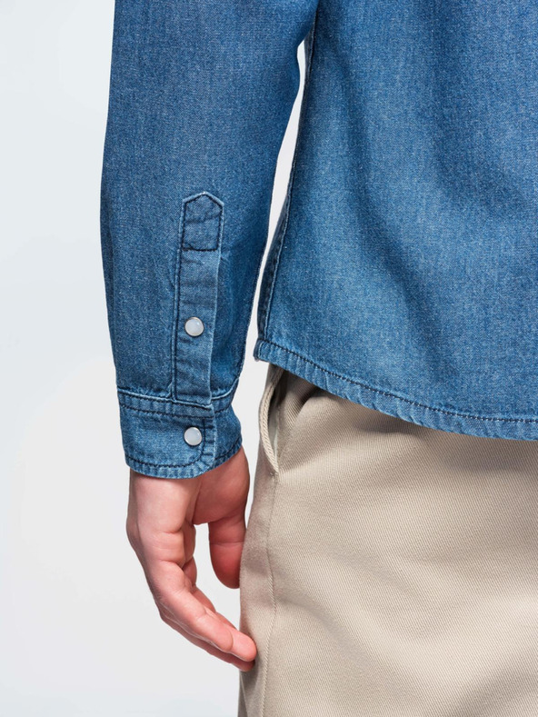 Ombre Clothing Pánska džínsová košeľa na cvočky s vreckami - modrá V2 OM-SHDS-0210 Ombre Clothing