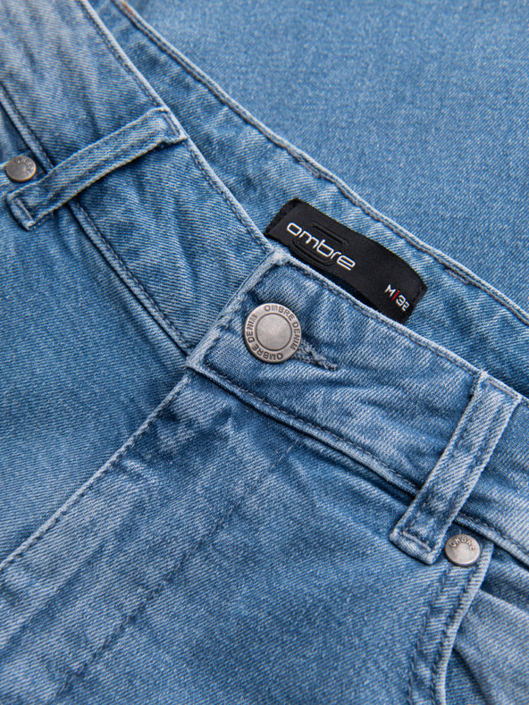 Ombre Clothing Pánske džínsové nohavice CARROT s ostrihnutím - svetlo modré V1 OM-PADP-0253 Ombre Clothing