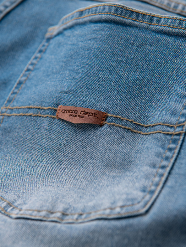 Ombre Clothing Pánske džínsové nohavice SLIM FIT s ostrihnutím - svetlo modré V1 OM-PADP-0255 Ombre Clothing