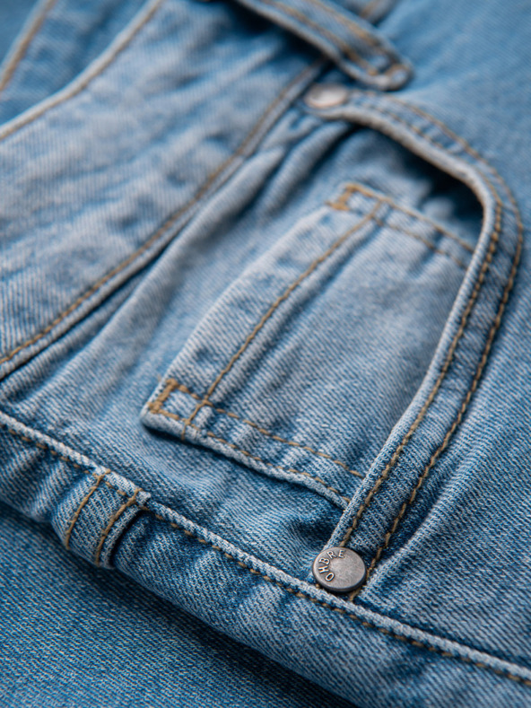 Ombre Clothing Pánske džínsové nohavice SLIM FIT s ostrihnutím - svetlo modré V1 OM-PADP-0255 Ombre Clothing