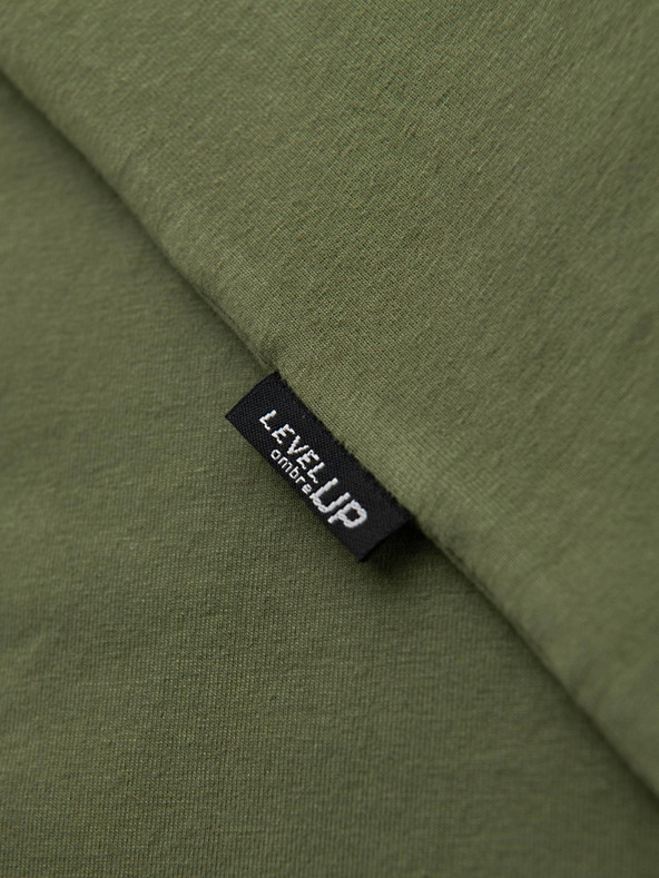 Ombre Clothing Pánske bavlnené tričko LOOSE FIT s okrúhlym výstrihu - tmavo olivové V8 OM-TSBC-0267 Ombre Clothing