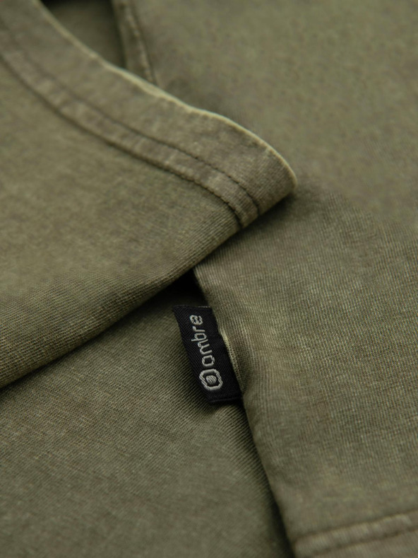 Ombre Clothing Pánske tričko s pracím efektom - olivové V4 OM-TSWT-0116 Ombre Clothing