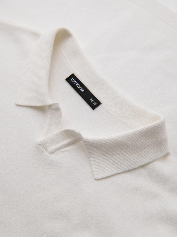 Ombre Clothing Pánsky polo sveter s výšivkou na hrudi - biely V2 OM-POLS-0140 Ombre Clothing
