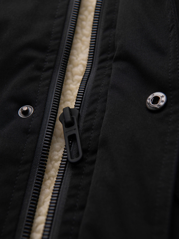 Ombre Clothing Pánska dlhá bunda parka s ovčou kožou - čierna V4 OM-JAPJ-0316 Ombre Clothing