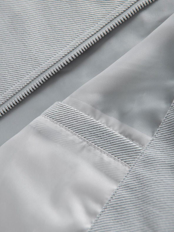 Ombre Clothing Pánska bunda bomber s raglánovými rukávmi - svetlo sivá V4 OM-JANP-0159 Ombre Clothing