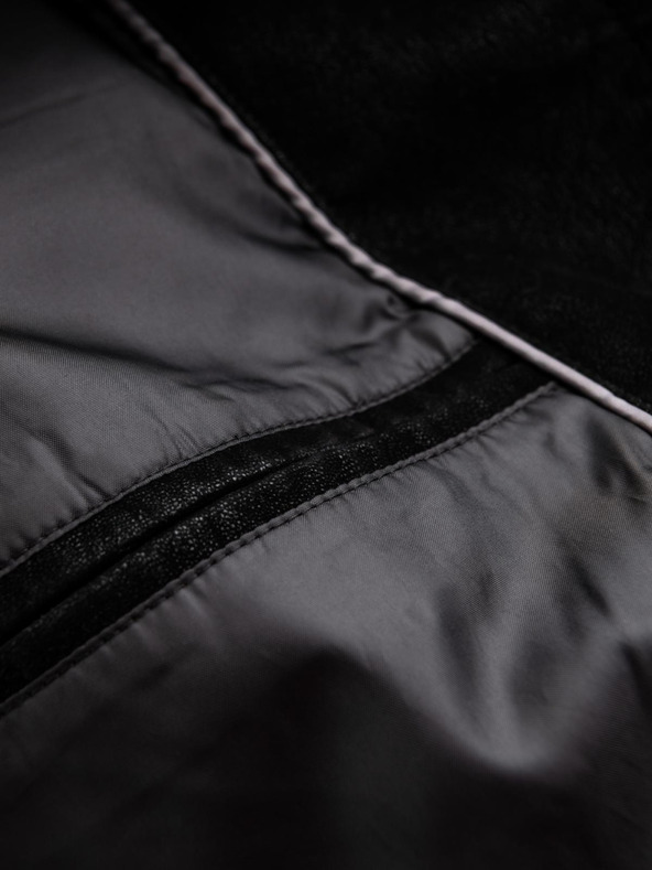 Ombre Clothing Pánska štýlová bunda z ekokože so stojáčikom - čierna V2 C637 Ombre Clothing