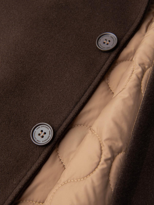 Ombre Clothing Pánsky dlhý jednoradový kabát s golierom a spodným plášťom - hnedý V4 OM-COWC-0135 Ombre Clothing