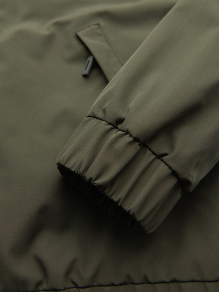 Ombre Clothing Pánska funkčná prechodná bunda s kapucňou - olivová V2 OM-JANP-0225 Ombre Clothing