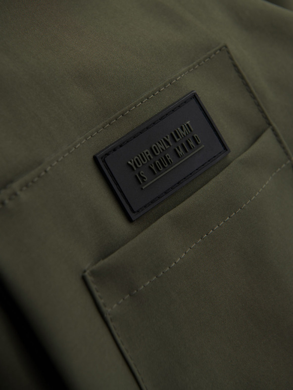 Ombre Clothing Pánska funkčná prechodná bunda s kapucňou - olivová V2 OM-JANP-0225 Ombre Clothing