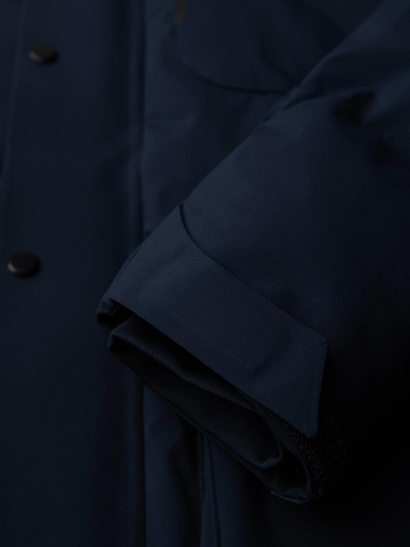 Ombre Clothing Pánska zimná bunda s odnímateľnou kapucňou z nepremokavej tkaniny - tmavo modrá V1 OM-JAHP-0306 Ombre Clothing