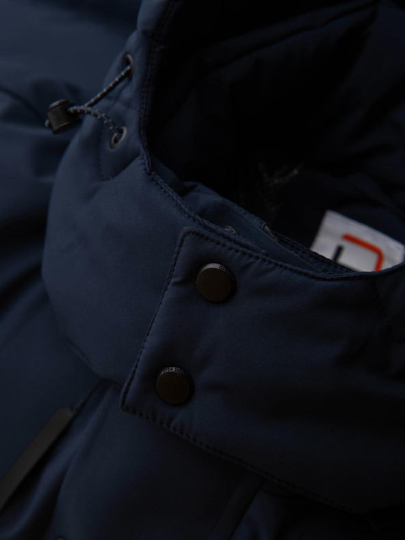 Ombre Clothing Pánska zimná bunda s odnímateľnou kapucňou z nepremokavej tkaniny - tmavo modrá V1 OM-JAHP-0306 Ombre Clothing