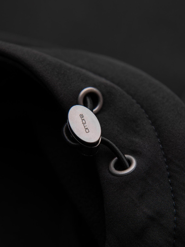 Ombre Clothing Pánsky kabát parka s fleecovou podšívkou a reguláciou v páse - čierny V2 OM-JAPJ-0314 Ombre Clothing