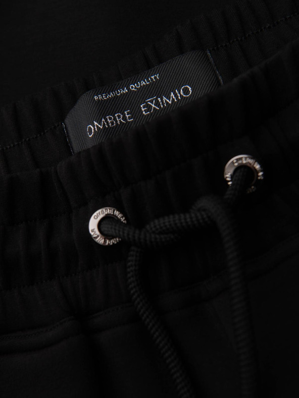 Ombre Clothing Pánske tepláky so žebrovanými nohavicami a gumovým potlačou - čierne V1 OM-PASK-0223 Ombre Clothing