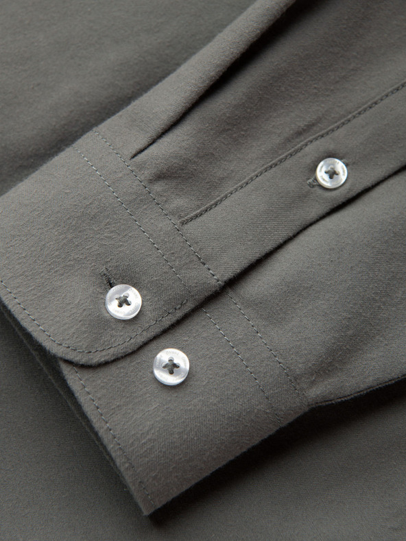 Ombre Clothing Pánska košeľa klasického regular fit strihu - khaki V4 K694 Ombre Clothing