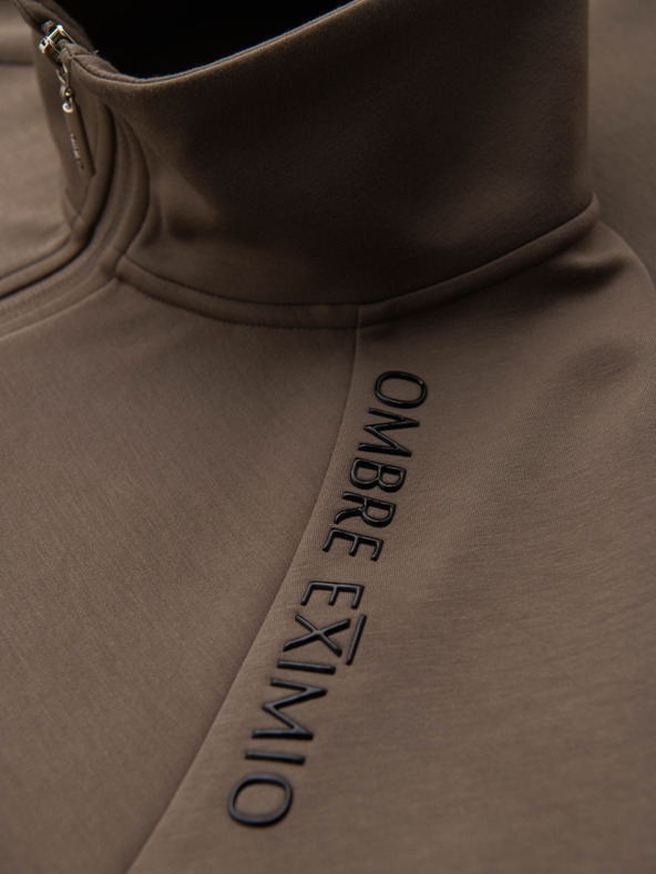 Ombre Clothing Pánska mikina s kontrastným potlačou a vysokým golierom - sivohnedá V3 OM-SSZP-0211 Ombre Clothing