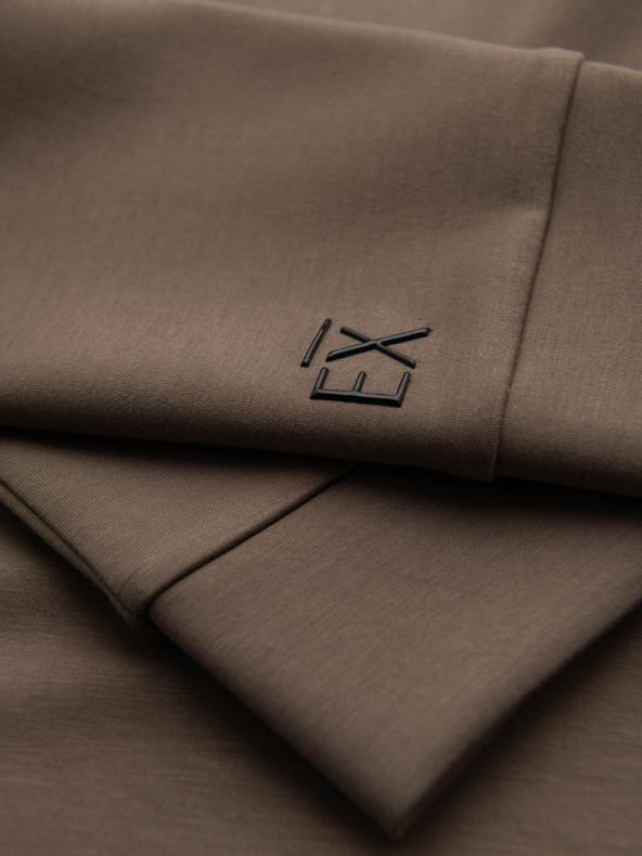 Ombre Clothing Pánska mikina s kontrastným potlačou a vysokým golierom - sivohnedá V3 OM-SSZP-0211 Ombre Clothing