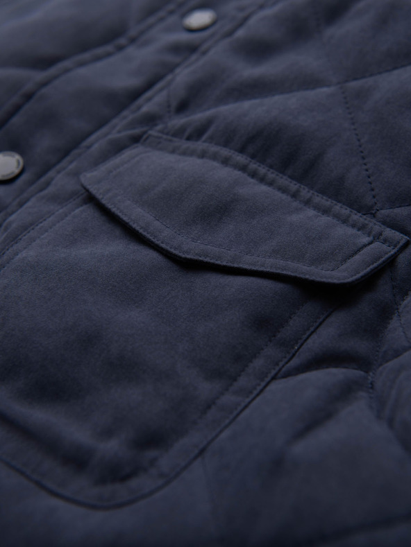 Ombre Clothing Pánska prešívaná bunda bez rukávov s broskyňovým efektom - tmavo modrá V2 OM-JAVJ-0277 Ombre Clothing