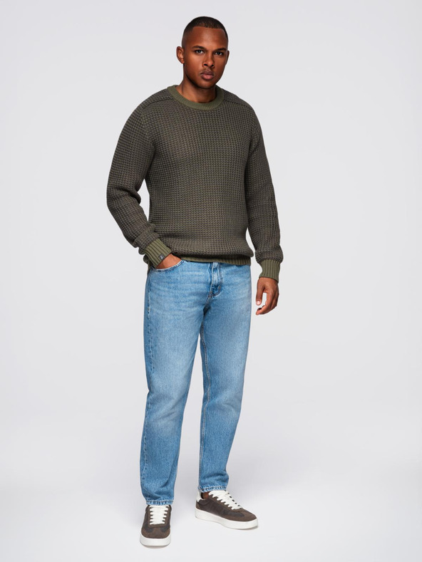 Ombre Clothing Pánsky sveter s kontrastnou väzbou a okrúhlym výstrihom - tmavo olivový V2 OM-SWSW-0122 Ombre Clothing