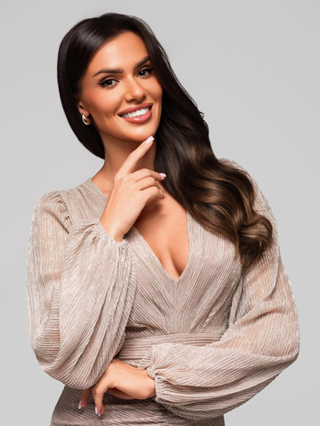 Edoti Dámske mini šaty s dlhými rukávmi a výstriihom do V RUBI DLR195 - strieborné EDOTI