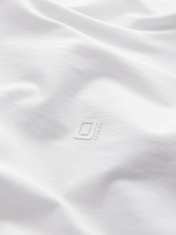 Ombre Clothing Biele pánske tričko s výstrihom do V Oblečenie Ombre