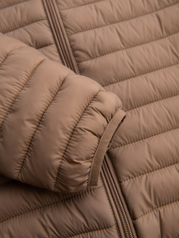 Ombre Clothing Béžová pánska ľahká prešívaná bunda Ombre Clothing