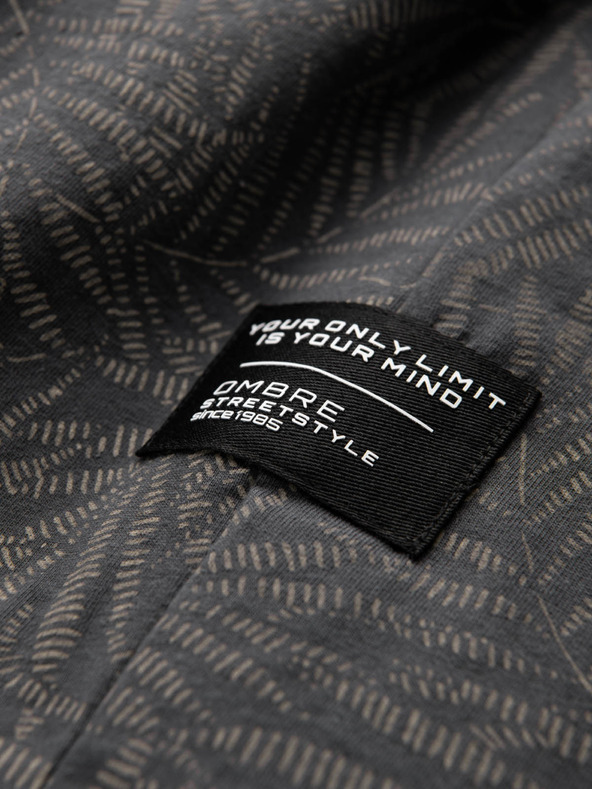 Ombre Clothing Tmavošedé pánske vzorované tričko Ombre Oblečenie