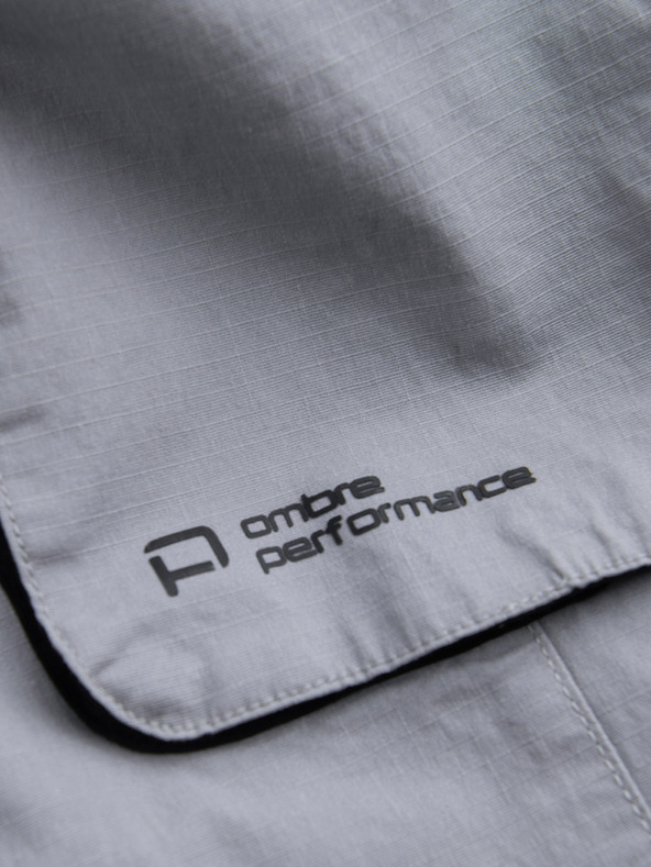 Ombre Clothing Svetlošedé pánske cargo jogger nohavice Ombre Clothing