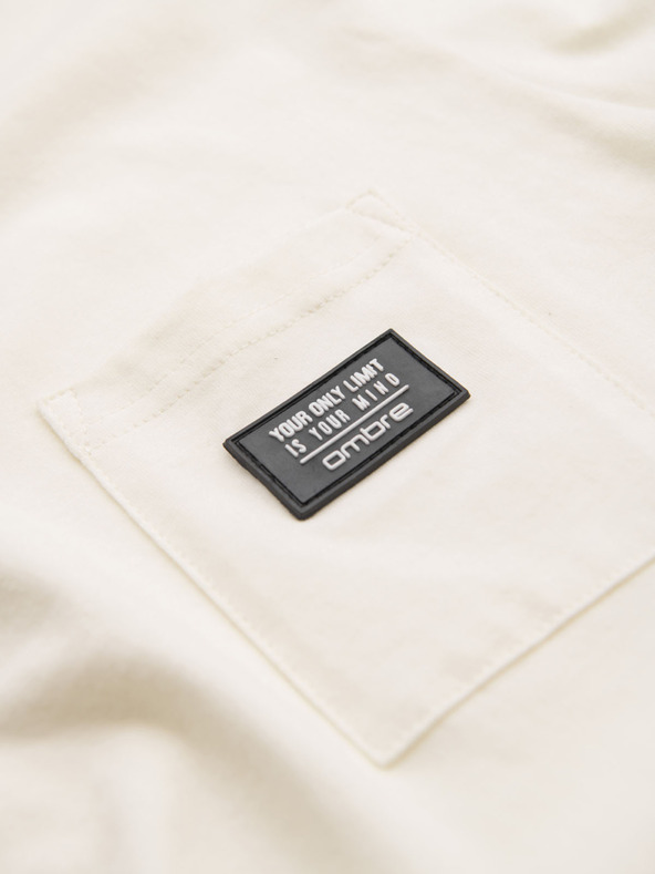 Ombre Clothing Krémové pánske tričko s vreckom Ombre Clothing