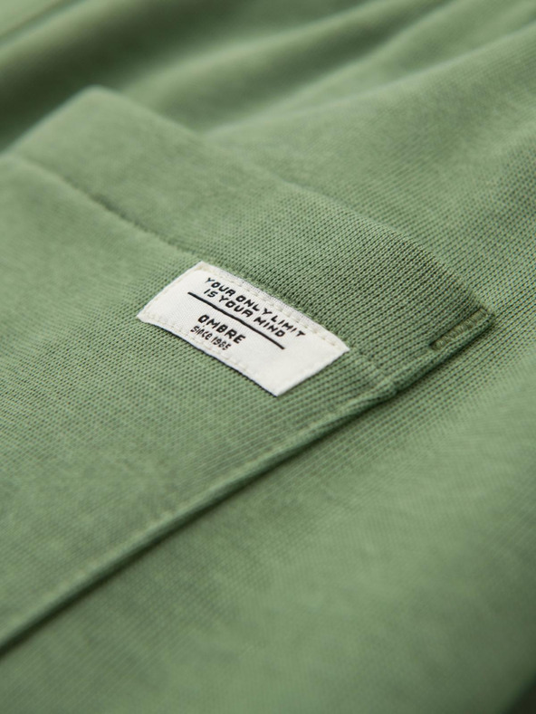 Ombre Clothing Zelené pánske tepláky Ombre Oblečenie