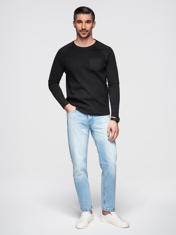 Ombre Clothing Čierna pánska základná košeľa s vreckom Ombre Clothing