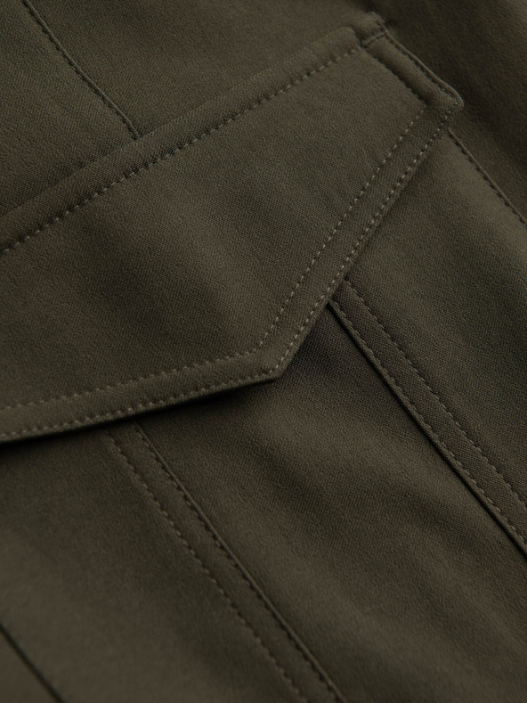 Ombre Clothing Tmavo zelené pánske cargo nohavice Ombre Oblečenie