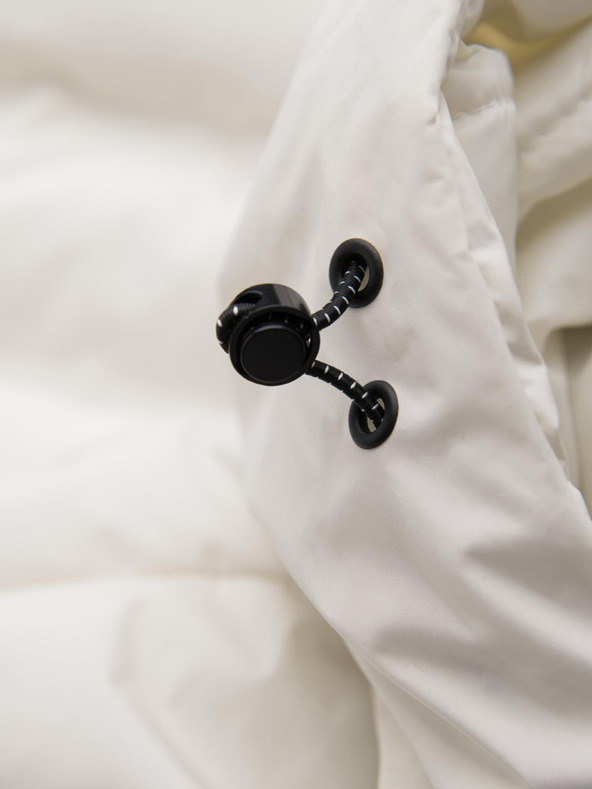 Ombre Clothing Krémová pánska prešívaná zimná bunda Ombre Oblečenie