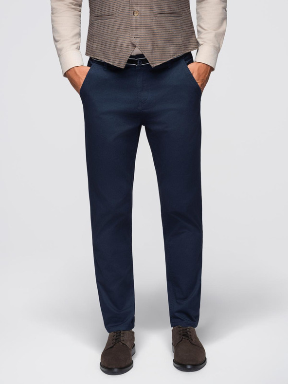 Ombre Clothing Tmavomodré pánske chino nohavice s ozdobným opaskom Ombre Clothing