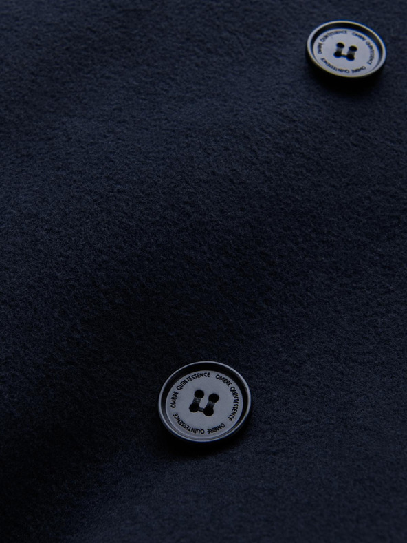 Ombre Clothing Pánsky asymetrický zapínaný kabát s vysokým golierom tmavomodrý Ombre Oblečenie