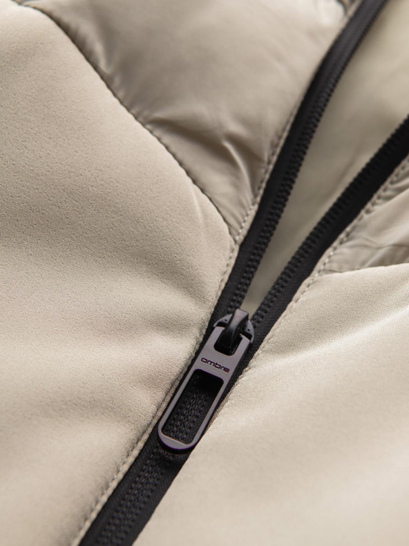 Ombre Clothing Pánska prešívaná bunda s vysokým golierom béžová Ombre Clothing