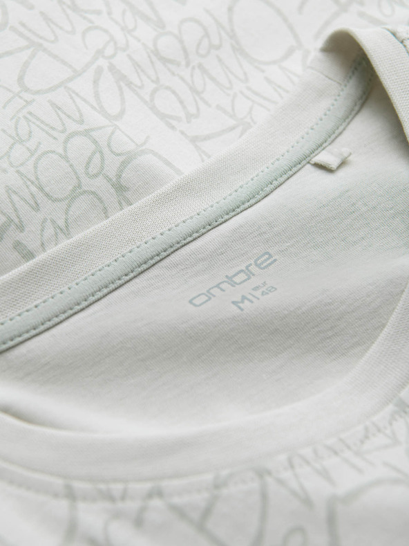 Ombre Clothing Svetlozelené pánske tričko s vreckami Ombre Clothing