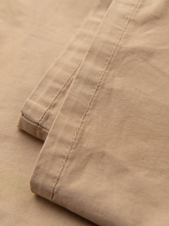 Ombre Clothing Béžové pánske chino nohavice s ozdobným opaskom Ombre Clothing