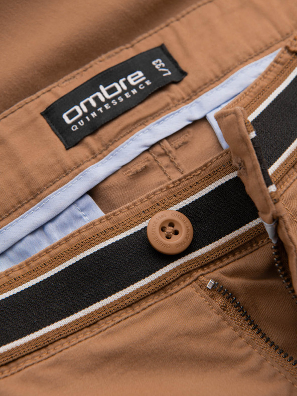 Ombre Clothing Hnedé pánske chino nohavice s ozdobným opaskom Ombre Oblečenie
