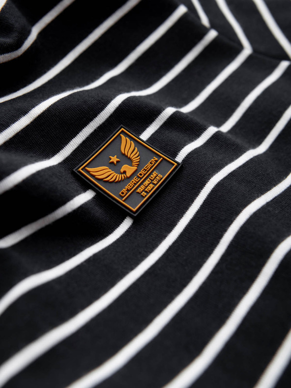 Ombre Clothing Pánske pruhované tričko s nášivkou Ombre Oblečenie