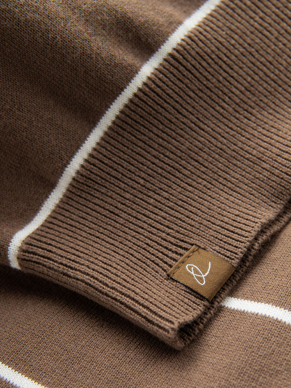 Ombre Clothing Pánsky ležérny sveter s vodorovnými pruhmi hnedý Ombre Oblečenie