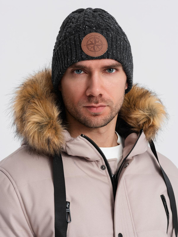 Ombre Clothing Ombre Clothing Pánska čiapka s okrúhlou aplikáciou