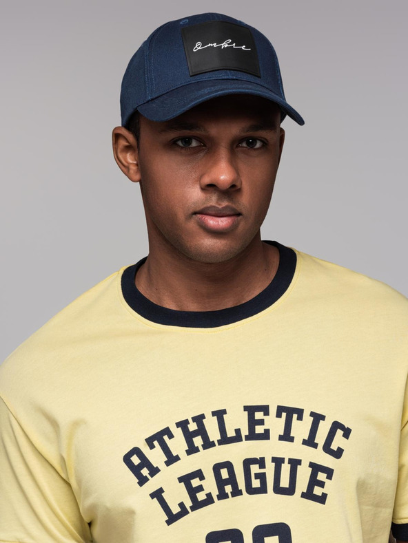 Ombre Clothing Pánska bejzbalová čiapka s veľkou nášivkou tmavomodrá Ombre Oblečenie