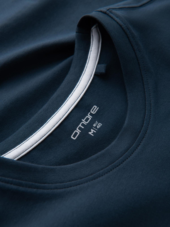 Ombre Clothing Pánske bavlnené tričko s trojfarebnou potlačou - biela a tmavomodrá V3 OM-TSCT-0174 Ombre Clothing