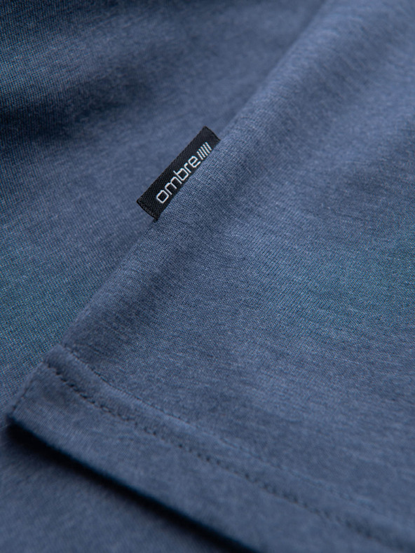 Ombre Clothing Pánske bavlnené tričko BASIC s klasickým výstrihom do V - modré V18 OM-TSBS-0145 Oblečenie Ombre