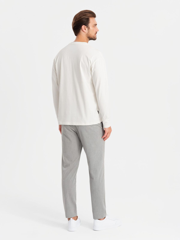 Ombre Clothing Pánske bavlnené tričko LOOSE FIT s dlhým rukávom a okrúhlym výstrihom - krémové V2 OM-LSBC-0129 Ombre Clothing