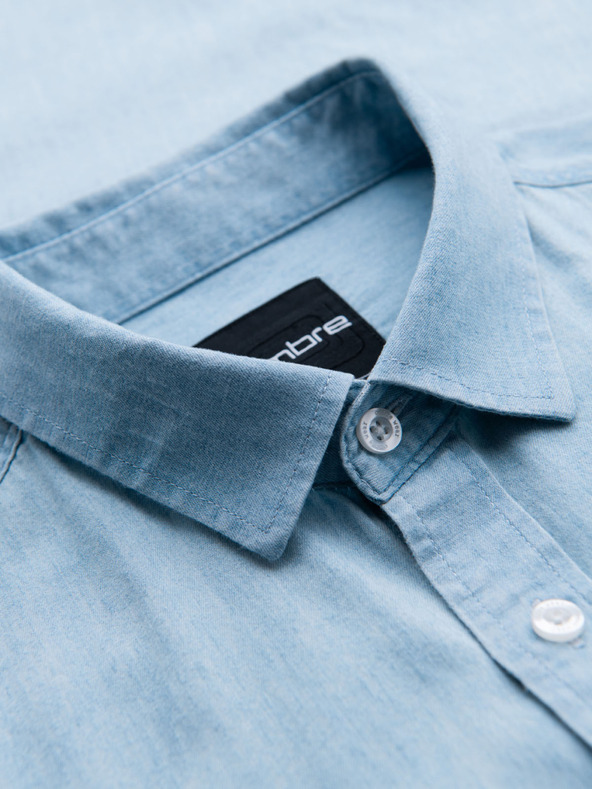 Ombre Clothing Pánska džínsová košeľa s vyšívaným vreckom - svetlomodrá Ombre Clothing