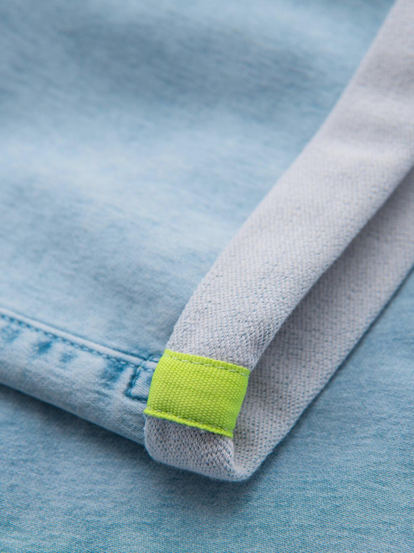 Ombre Clothing Pánske krátke džínsové šortky s ozdobným prešívaním - svetlomodré